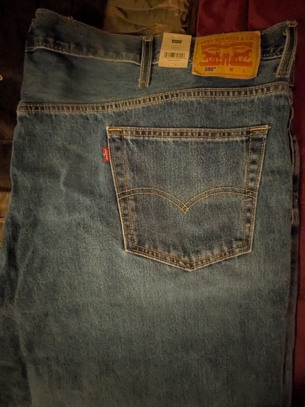 Never Worn! Levi's Men's Big & Tall 550 Relaxed Fit Jeans - Blue
